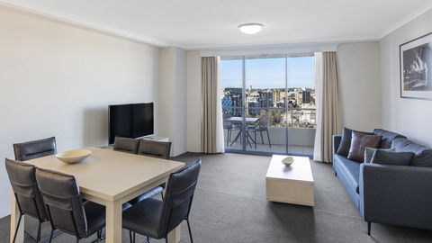 Oaks Sydney Castlereagh Suites - Accommodation Mermaid Beach 7