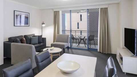 Oaks Sydney Castlereagh Suites - Accommodation Mermaid Beach 10