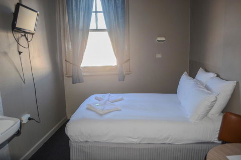 Commercial Hotel Motel Lithgow - Accommodation Mermaid Beach 24