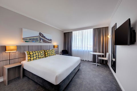 Mercure Sydney Bankstown - Accommodation Mermaid Beach 2