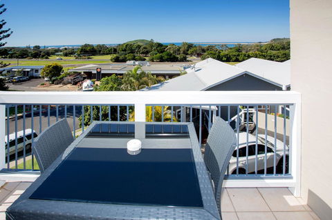 The Observatory Self Contained Apartments - Accommodation Mermaid Beach 22