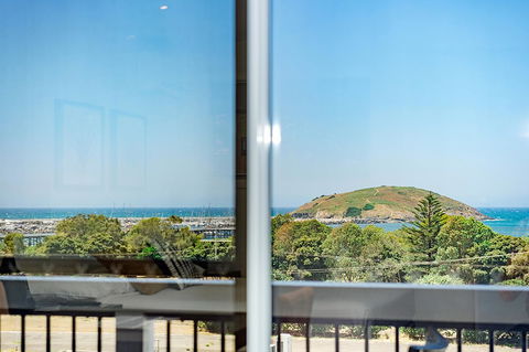 The Observatory Self Contained Apartments - Accommodation Mermaid Beach 2