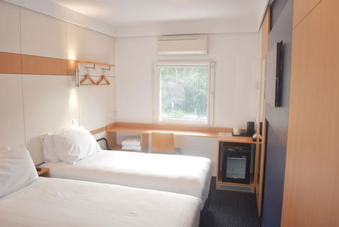 Ibis Budget - Gosford - Accommodation Mermaid Beach 6