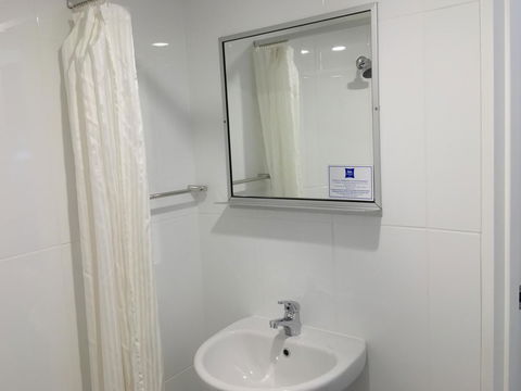 Ibis Budget - Gosford - Accommodation Mermaid Beach 4