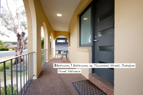 Full Circle Apartments - Accommodation Mermaid Beach 18