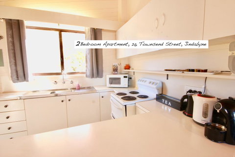 Full Circle Apartments - Accommodation Mermaid Beach 28