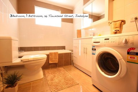 Full Circle Apartments - Accommodation Mermaid Beach 23