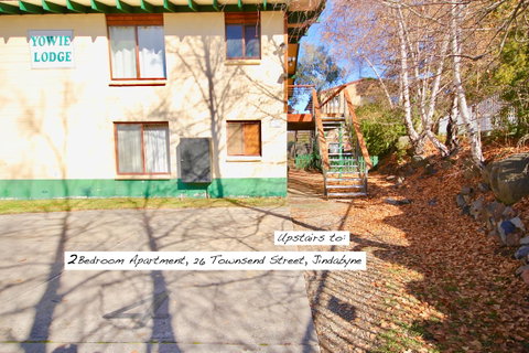 Full Circle Apartments - Accommodation Mermaid Beach 31