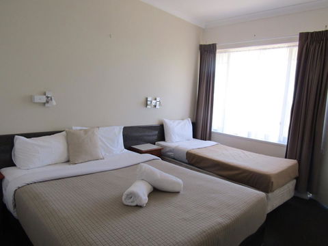 Allonville Gardens Motel - Accommodation Mermaid Beach 13