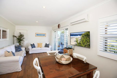 Jervis Bay Beach Shack I Pet Friendly - Accommodation Mermaid Beach 0