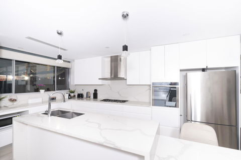 Luxury Villa Darlington - Vine - Accommodation Mermaid Beach 2