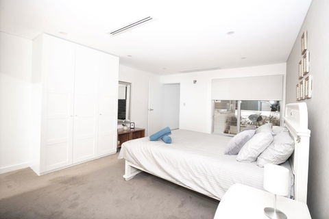 Luxury Villa Darlington - Vine - Accommodation Mermaid Beach 36