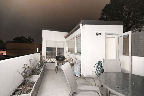 Luxury Villa Darlington - Vine - Accommodation Mermaid Beach 16