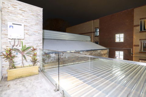 Luxury Villa Darlington - Vine - Accommodation Mermaid Beach 21