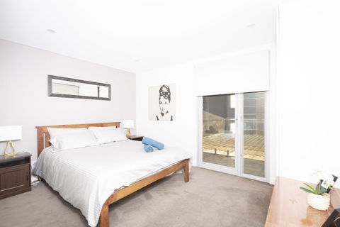 Luxury Villa Darlington - Vine - Accommodation Mermaid Beach 25