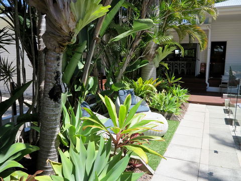 Cove Studios - Accommodation Mermaid Beach 1