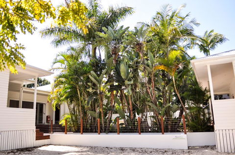 Cove Studios - Accommodation Mermaid Beach 28