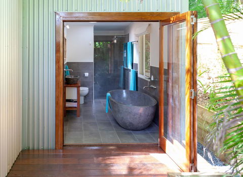 Sanctuary In The Pocket - Accommodation Mermaid Beach 23