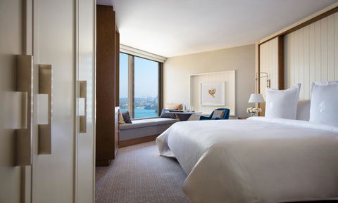 Four Seasons Hotel Sydney - Accommodation Mermaid Beach 4