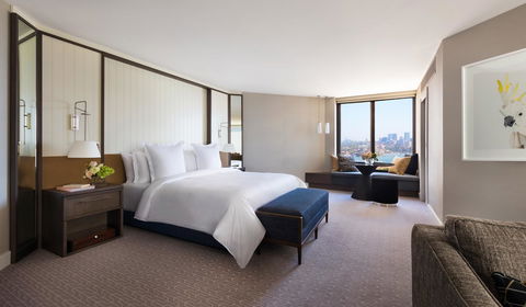 Four Seasons Hotel Sydney - Accommodation Mermaid Beach 7