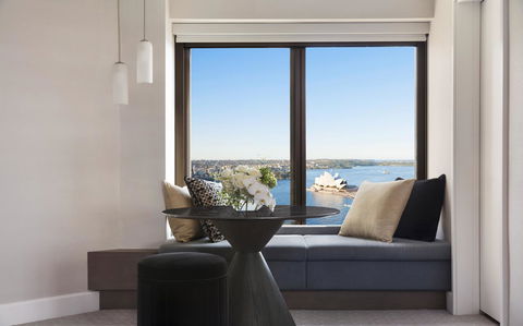 Four Seasons Hotel Sydney - Accommodation Mermaid Beach 3