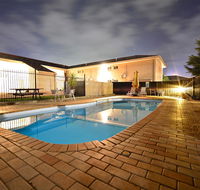 Winning Post Motor Inn - Accommodation Mermaid Beach