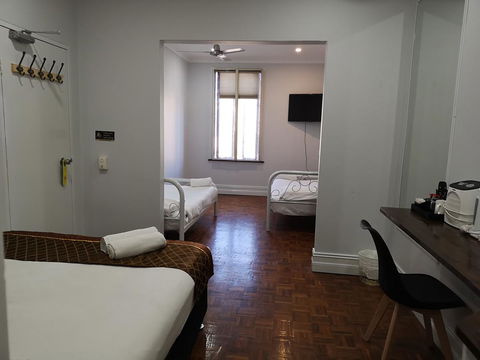 Newtown Cozy Stays - Accommodation Mermaid Beach 29