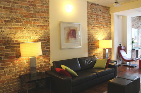 Newtown Cozy Stays - Accommodation Mermaid Beach 13