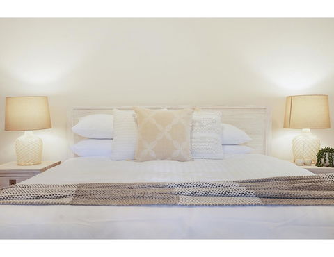 Huge Garden Apartment In The Heart Of Bondi Beach - Accommodation Mermaid Beach 7