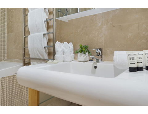 Huge Garden Apartment In The Heart Of Bondi Beach - Accommodation Mermaid Beach 22