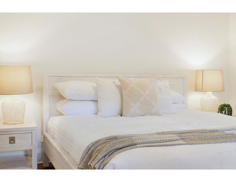 Huge Garden Apartment In The Heart Of Bondi Beach - Accommodation Mermaid Beach 13