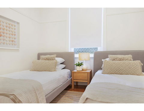 Huge Garden Apartment In The Heart Of Bondi Beach - Accommodation Mermaid Beach 5