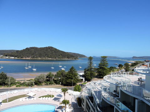 BASE Holidays - Ettalong Beach Premium Apartments - Accommodation Mermaid Beach 19
