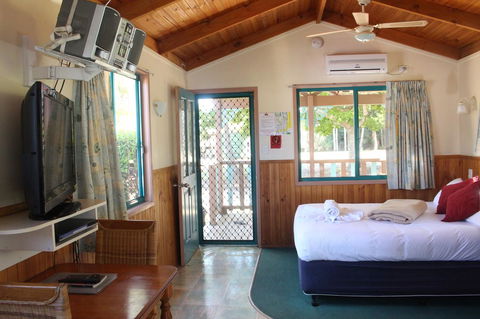 Lani\'s Holiday Island - Accommodation Mermaid Beach 9