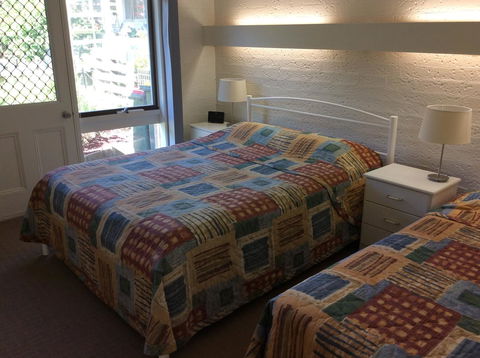 Como Lodge - Accommodation Mermaid Beach 12