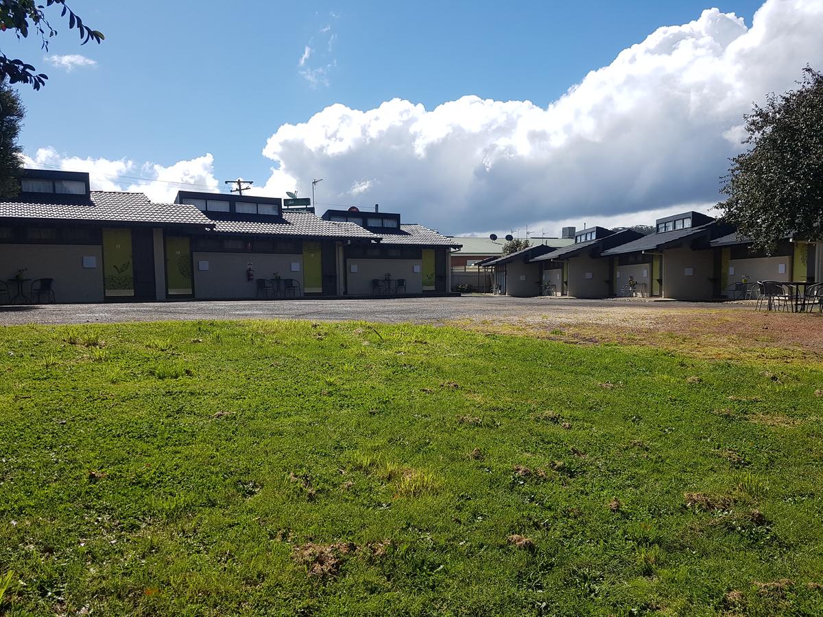 Batlow NSW Accommodation Mermaid Beach