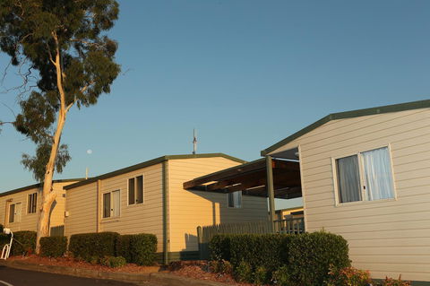 Crestview Tourist Park - Accommodation Mermaid Beach 27
