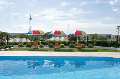 Crestview Tourist Park - Accommodation Mermaid Beach 8