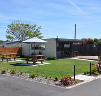 Crestview Tourist Park - Accommodation Mermaid Beach