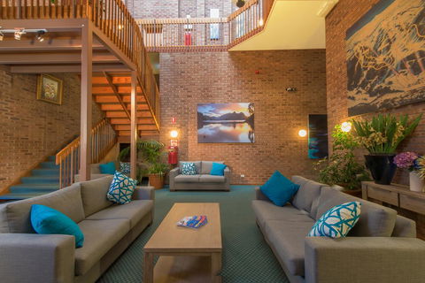 Alpine Gables - Accommodation Mermaid Beach 4