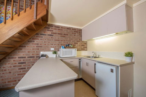 Alpine Gables - Accommodation Mermaid Beach 27