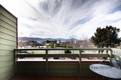 Alpine Gables - Accommodation Mermaid Beach 3