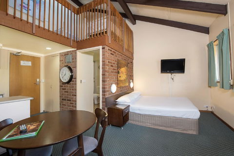 Alpine Gables - Accommodation Mermaid Beach 16