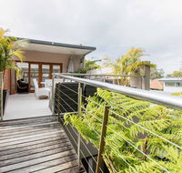 Family surf house 5 min walk to Manly beach - Accommodation Mermaid Beach