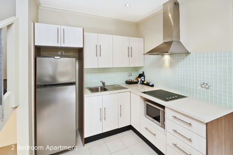 Best Western Plus Hotel Stellar - Accommodation Mermaid Beach 31