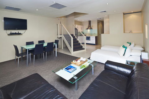 Best Western Plus Hotel Stellar - Accommodation Mermaid Beach 3