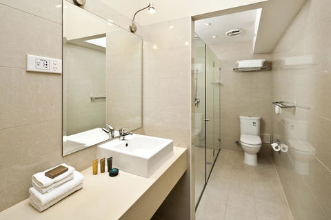 Best Western Plus Hotel Stellar - Accommodation Mermaid Beach 2