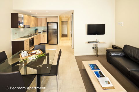 Best Western Plus Hotel Stellar - Accommodation Mermaid Beach 42
