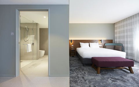 Holiday Inn Express Newcastle, An IHG Hotel - Accommodation Mermaid Beach 26