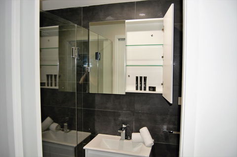 Seranin | Gordon - Accommodation Mermaid Beach 11